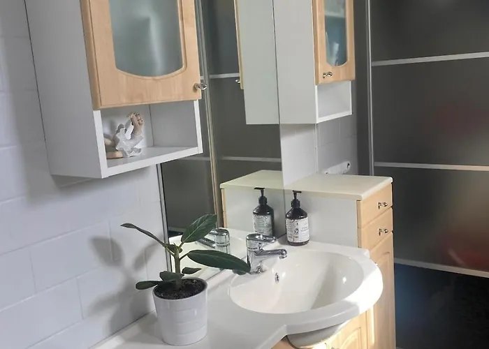 Vm House 5 Min Walk To Granasen Stadion Villa *