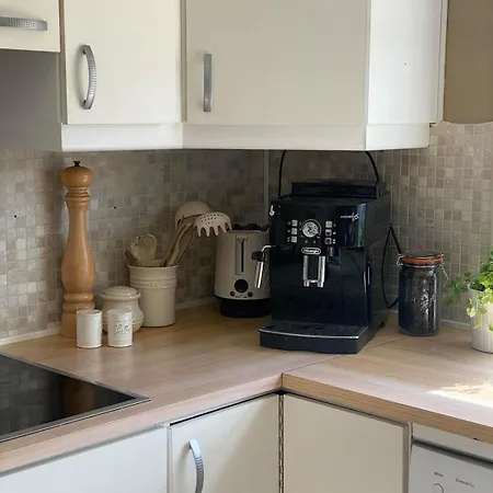 ヴィラ Vm House 5 Min Walk To Granasen Stadion